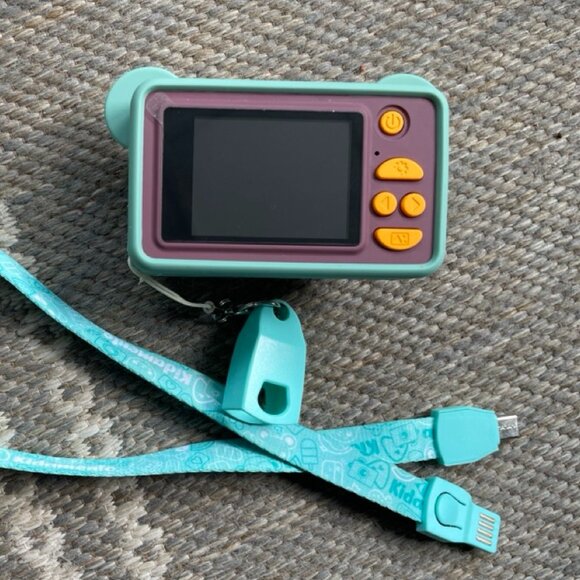 Kidamento Kids' Camera - Picture 3 of 5
